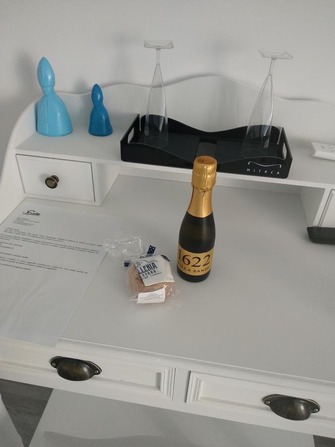Suite Napoletana ナポリ エクステリア 写真